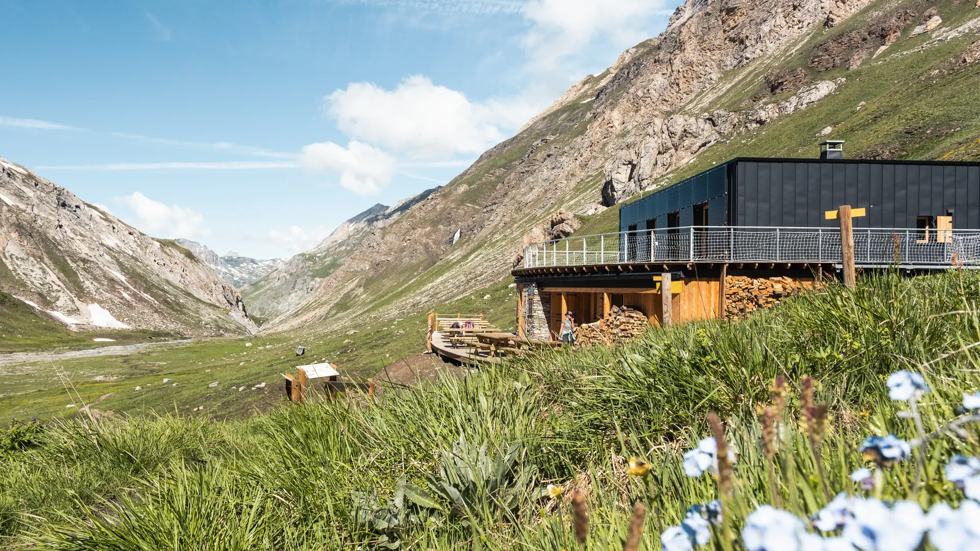 Refuge de Prariond en été