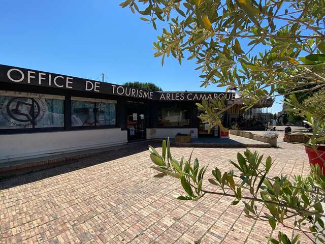 Arles Camargue Tourist Office - Reception Service