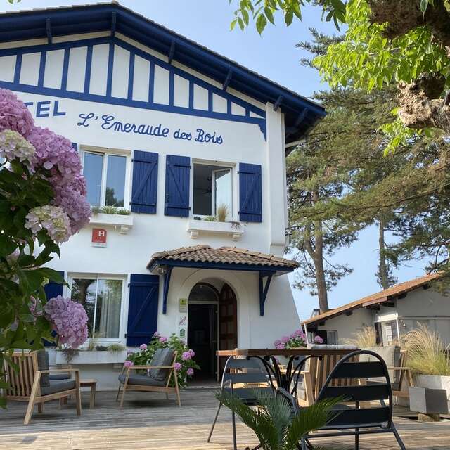 Hôtel l'Emeraude des Bois