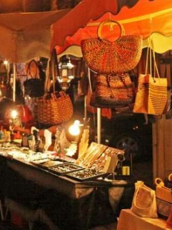 Night-time craft market